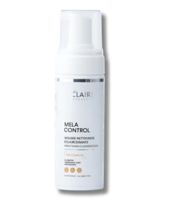 La mousse nettoyante Mela Control est un soin lavant clarifiant conçu pour débuter efficacement une routine anti-taches dès l’étape du nettoyage.